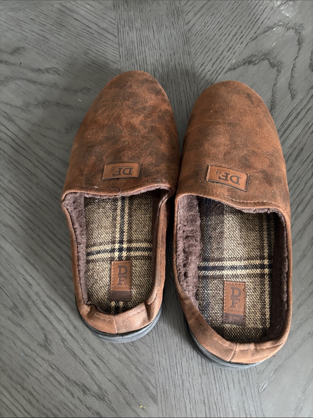 dearfoams Men's Brown Suede Slip-On Loafers
